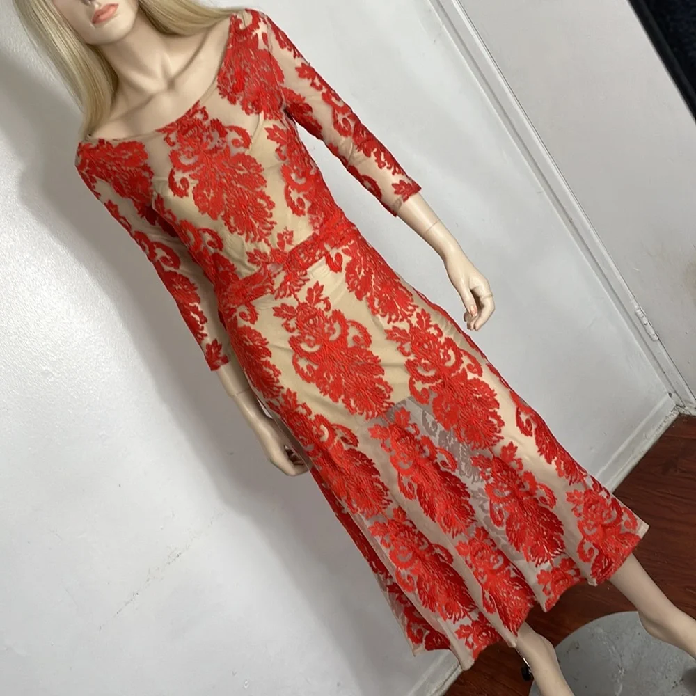 FOR LOVE & LEMONS DRESS - Picture 3 of 8